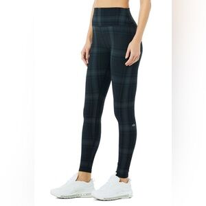 ALO YOGA High-Waist Vapor Legacy Plaid Legging - Black/Anthracite size XS